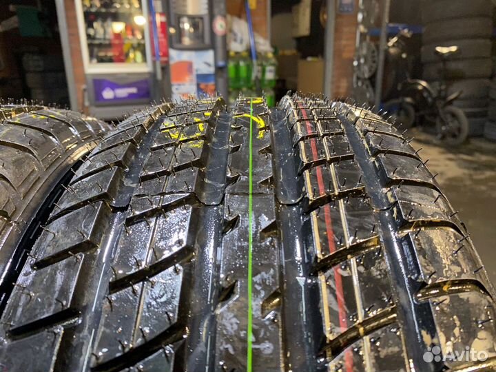 Dunlop SP Sport 2000 215/45 R15 85V