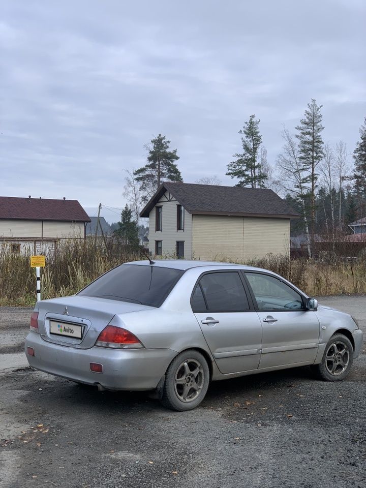 Mitsubishi Lancer: фото владельца