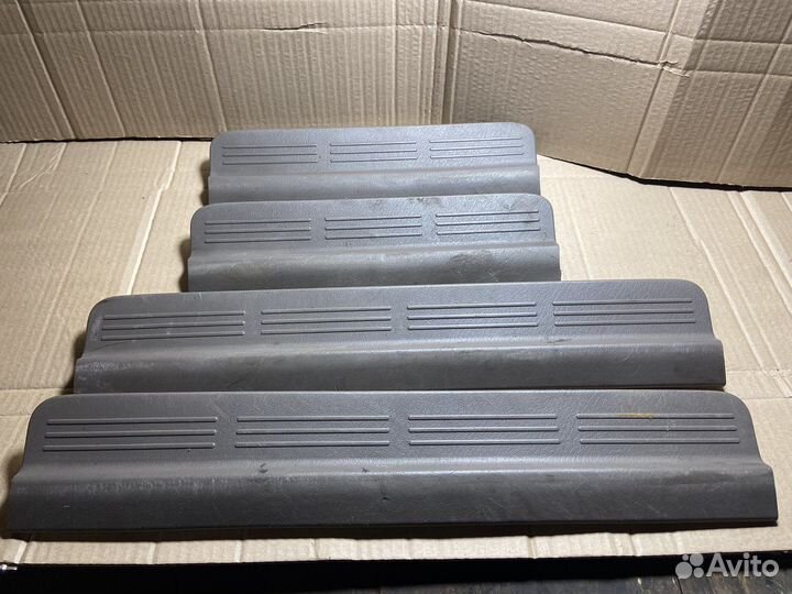 Накладки порогов внутренние efini ms-8