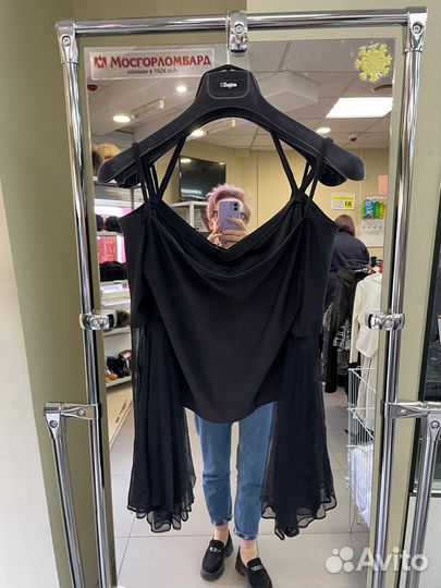 Кофта с длиным рукавом на брительках р 44-46 б\у с