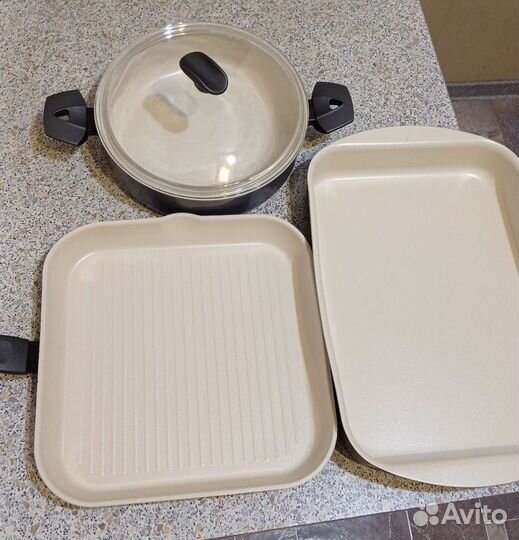 Набор посуды новый
