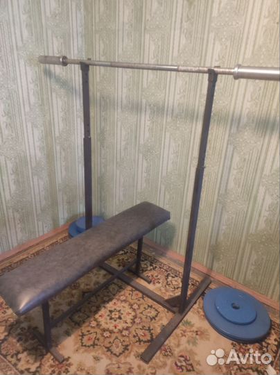 Скамья для жима со стойками для приседа