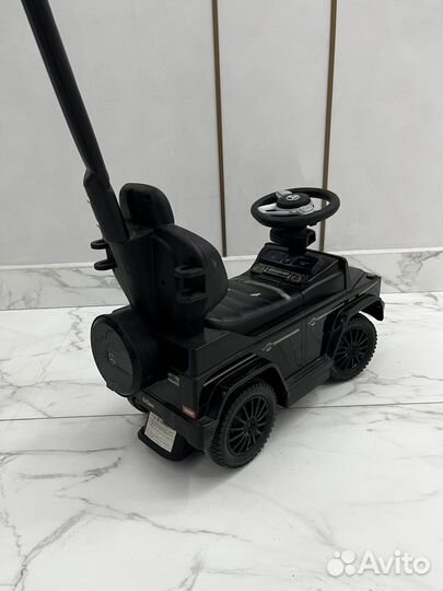 Детская машина каталка с ручкой Mercedes