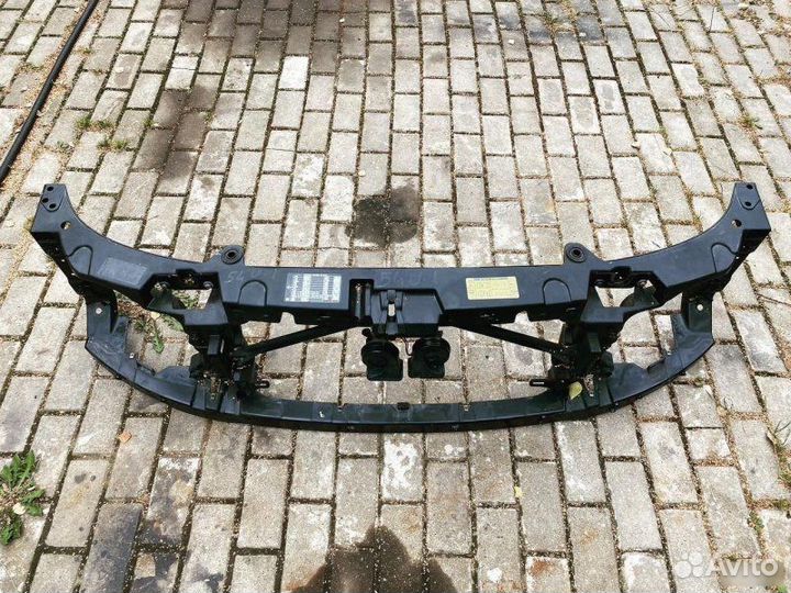 Телевизор Land Rover Discovery 3