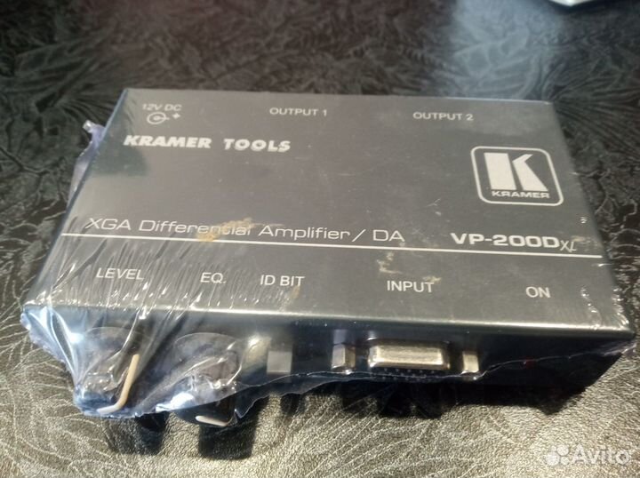 Kramer VP-200Dxl усилитель-распределитель VGA