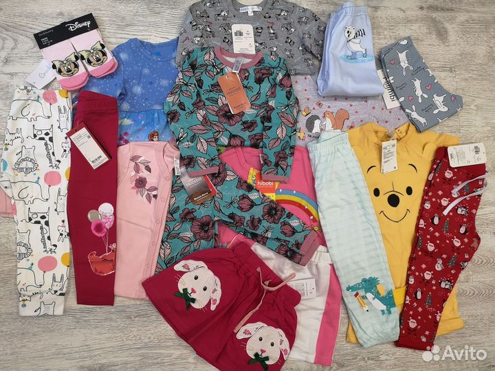 Новая одежда для малышки пакетом