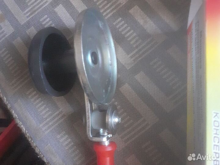 Закаточная машинка