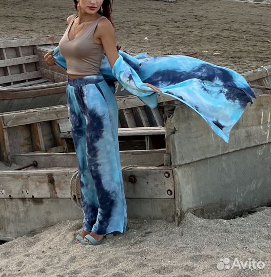 Комплект брюки и накидка длинная пляжная голубая
