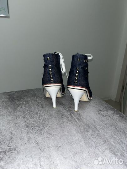 Ботильоны кеды на каблуке