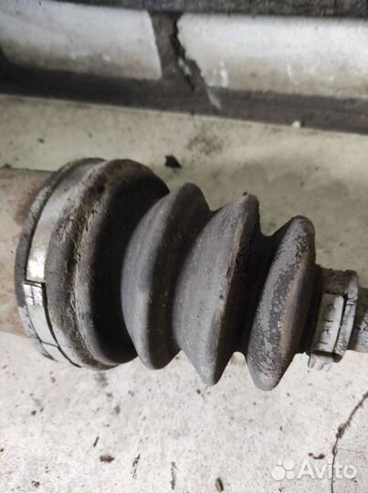 Привод задний правый Kia Sorento XM 2009-2012 G4KE