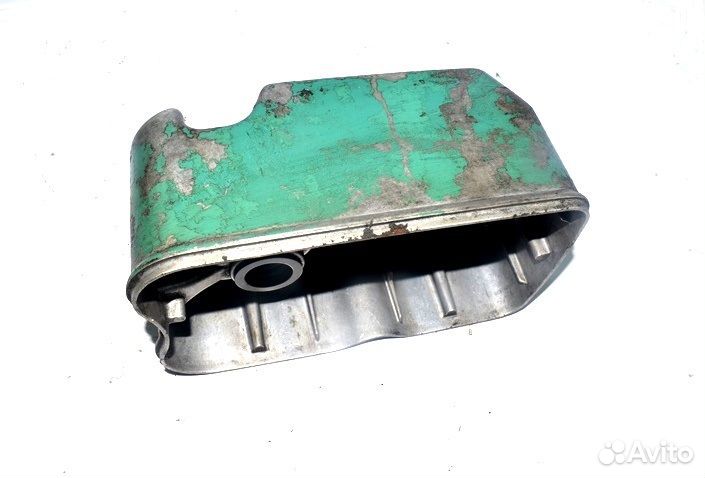 Клапанная крышка volvo FH16 (01.93)