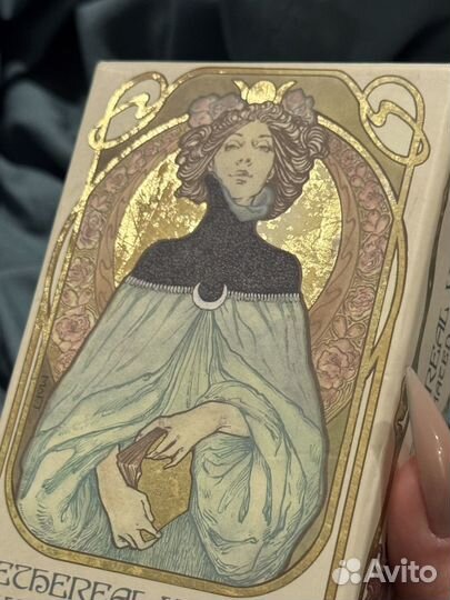 Taro эфирных видений