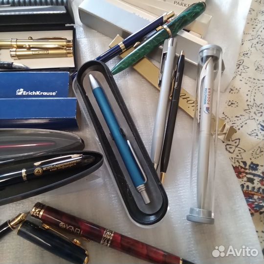 Ручки шариковые, перьевые