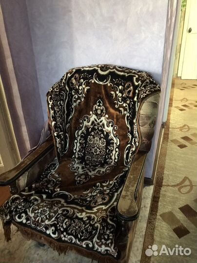 Диван и 2 кресла