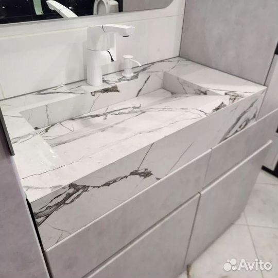 Дизайнерская раковина из керамогранита 60х60 см