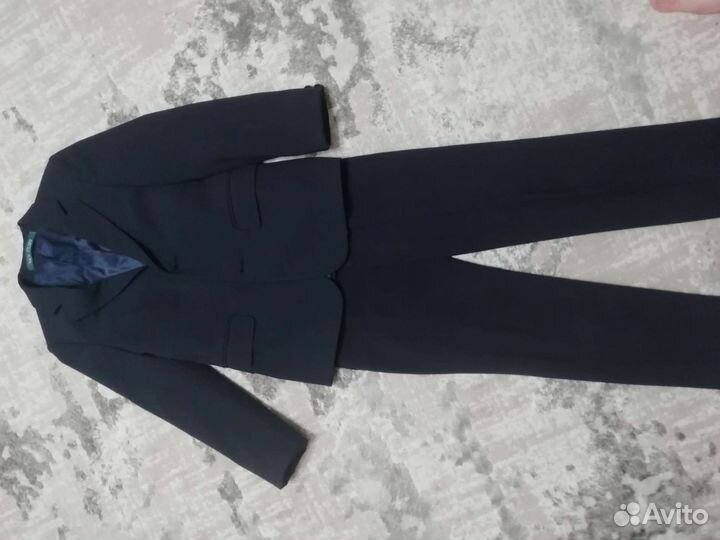 Школьный костюм первоклассника