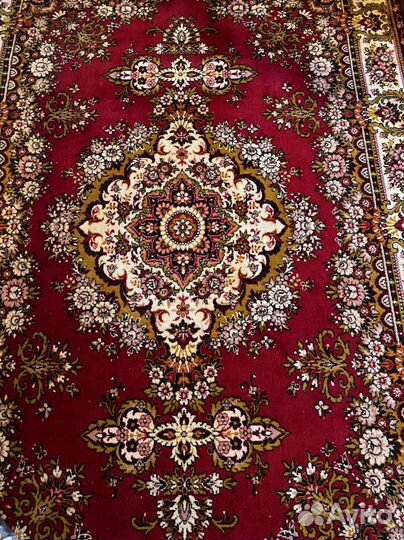 Ковер шерстяной