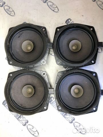 Динамик двери штатный Mitsubishi Outlander 1