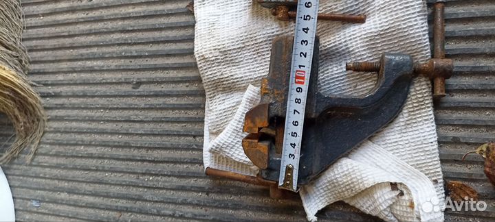 Тиски маленькие