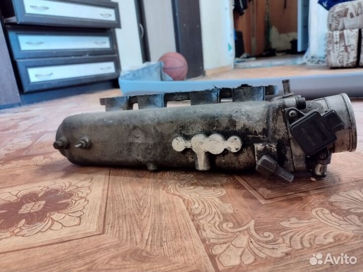 Впускной коллектор и с дроссельной заслонкой змз