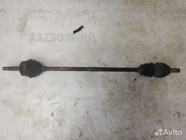 Привод передний правый