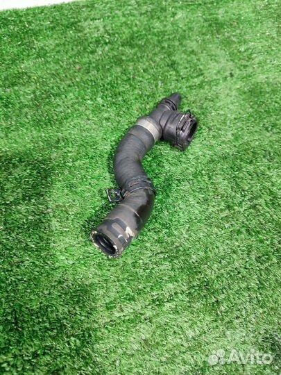 Патрубок охлаждения BMW 7 F01/F02 F02 2009