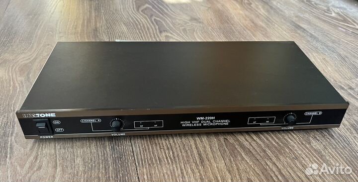 Радиосистема Invotone WM-220H