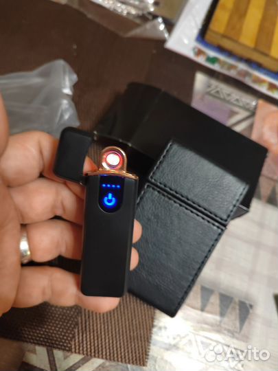 Портсигар и электронная зажигалка. Новые