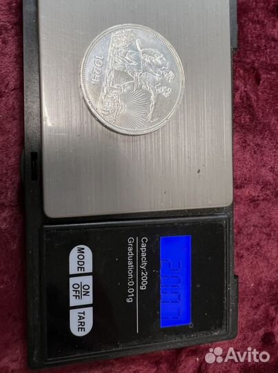 Монета серебро