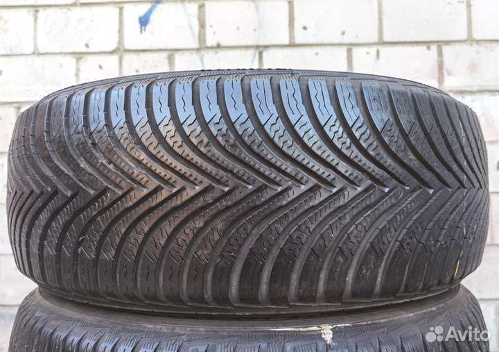 Michelin Alpin 5 205/55 R17 95V