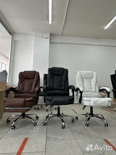 Офисное кресло руководителя
