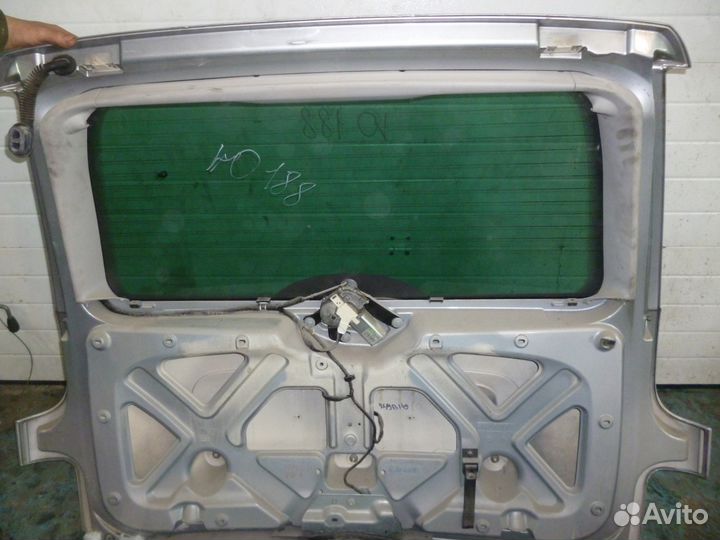 Крышка багажника Citroen C8 Ситроен С8