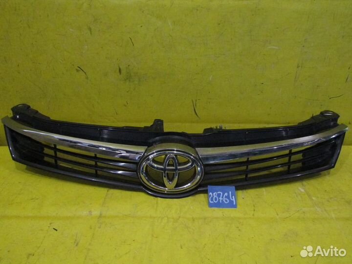 Решетка радиатора Toyota Camry 50 15-18г 28764