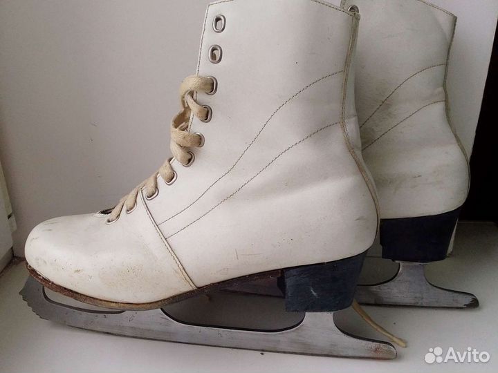 Коньки р.37 и 34, сделано в СССР