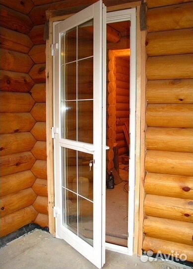 Дверь пластиковая