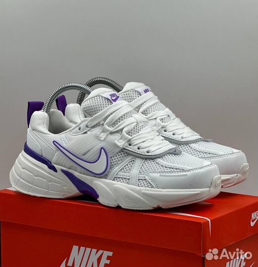 Кроссовки Nike v2k run runtekk