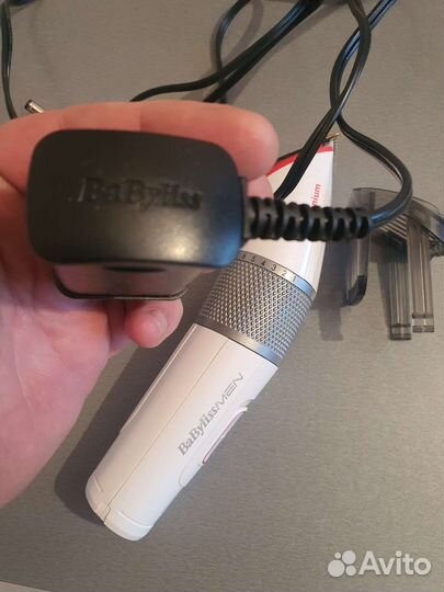 Машинка для стрижки / триммер