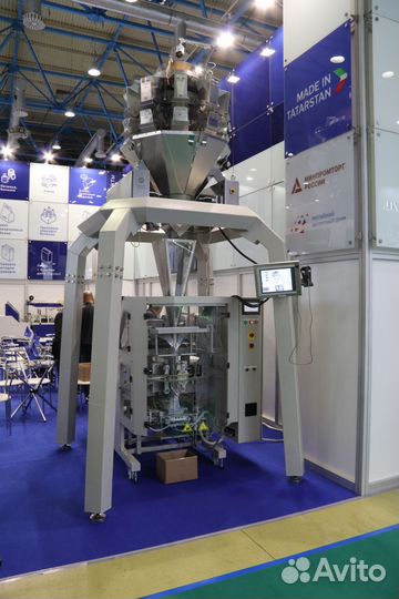 Фасовочно упаковочная машина с мультиголовой