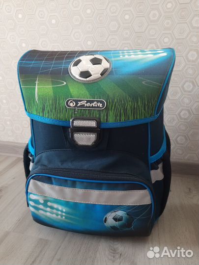 Школьный рюкзак