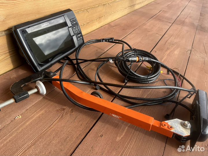 Garmin striker vivid 7 sv + transducer