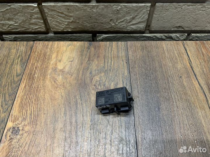 Audi A7 (4G8) Блок электронный считывания кода