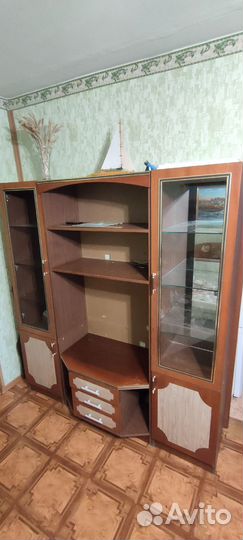 Стенка в гостиную