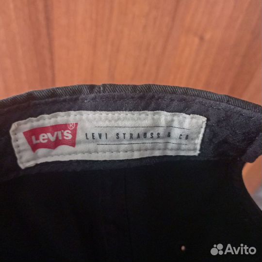 Кепка бейсболка Levi's