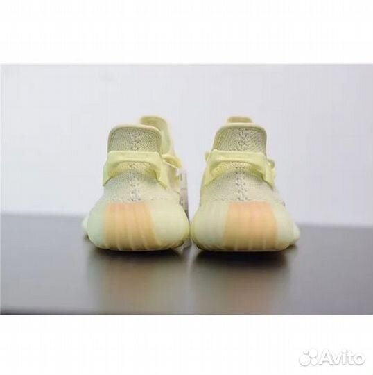 Yeezy 350 V2 yeshaya reflective