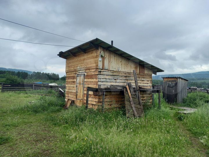 Дом 25,5 м² на участке 20 сот.