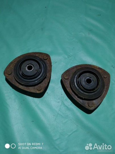 Опора амортизатора передняя Land Rover Freelander