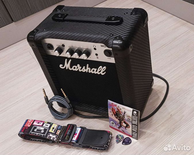 Marshall Mg10 + Струны, Кабель (Комбоусилитель)