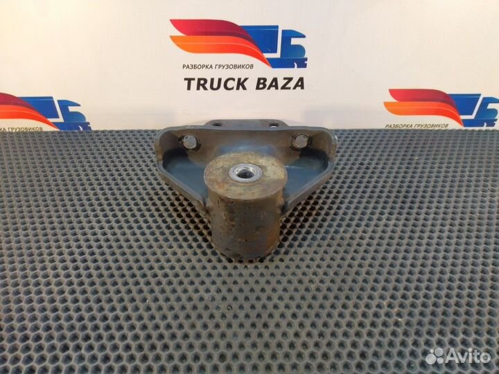 8161651 Кронштейн рессоры передней задний