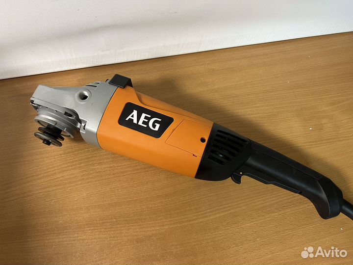 Болгарка AEG 230