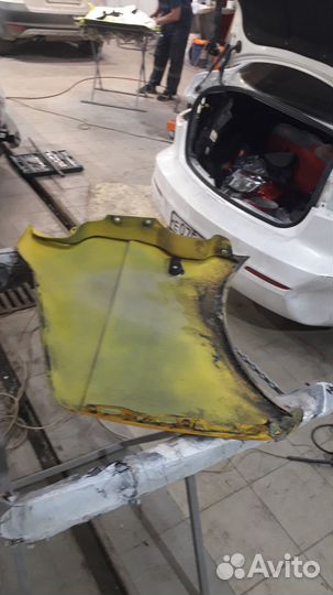 Крылья фольксваген т5 правое и левое